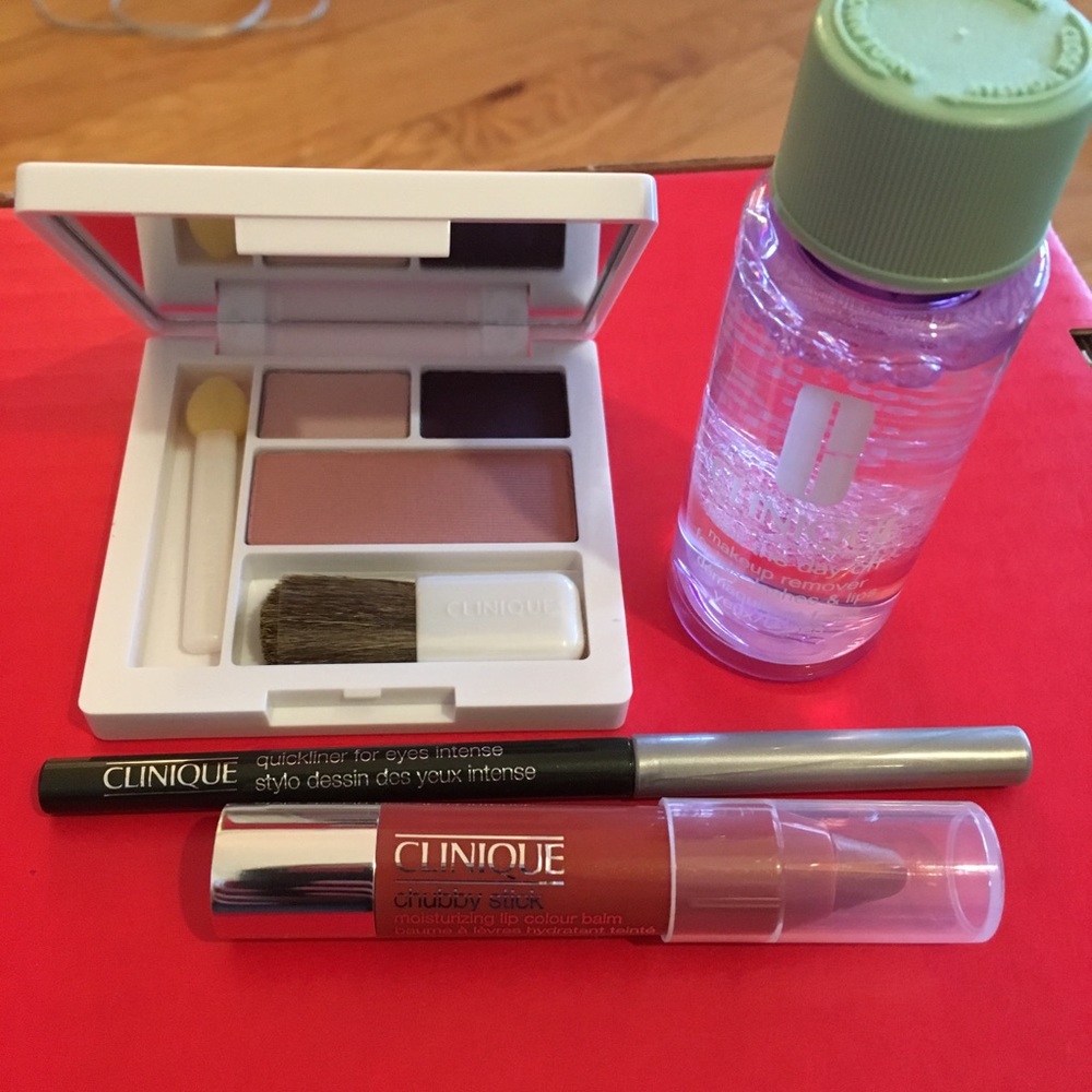 NEW Clinique Beauty Bundle